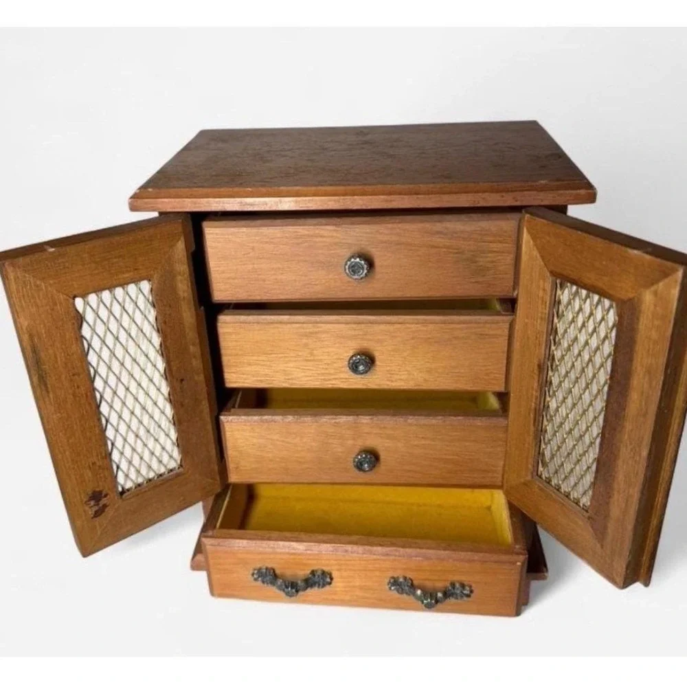 Vintage Music Jewelry Armoire Brown Wood Mesh Doors MCM Cottagecore‎ Grandmacore